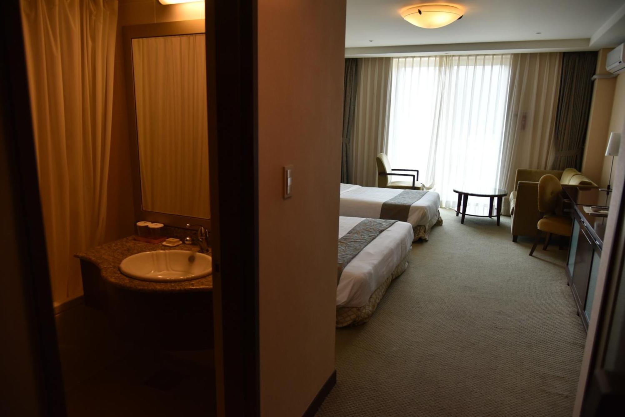 Pocheon Adonis Art Hill Hotel Bagian luar foto