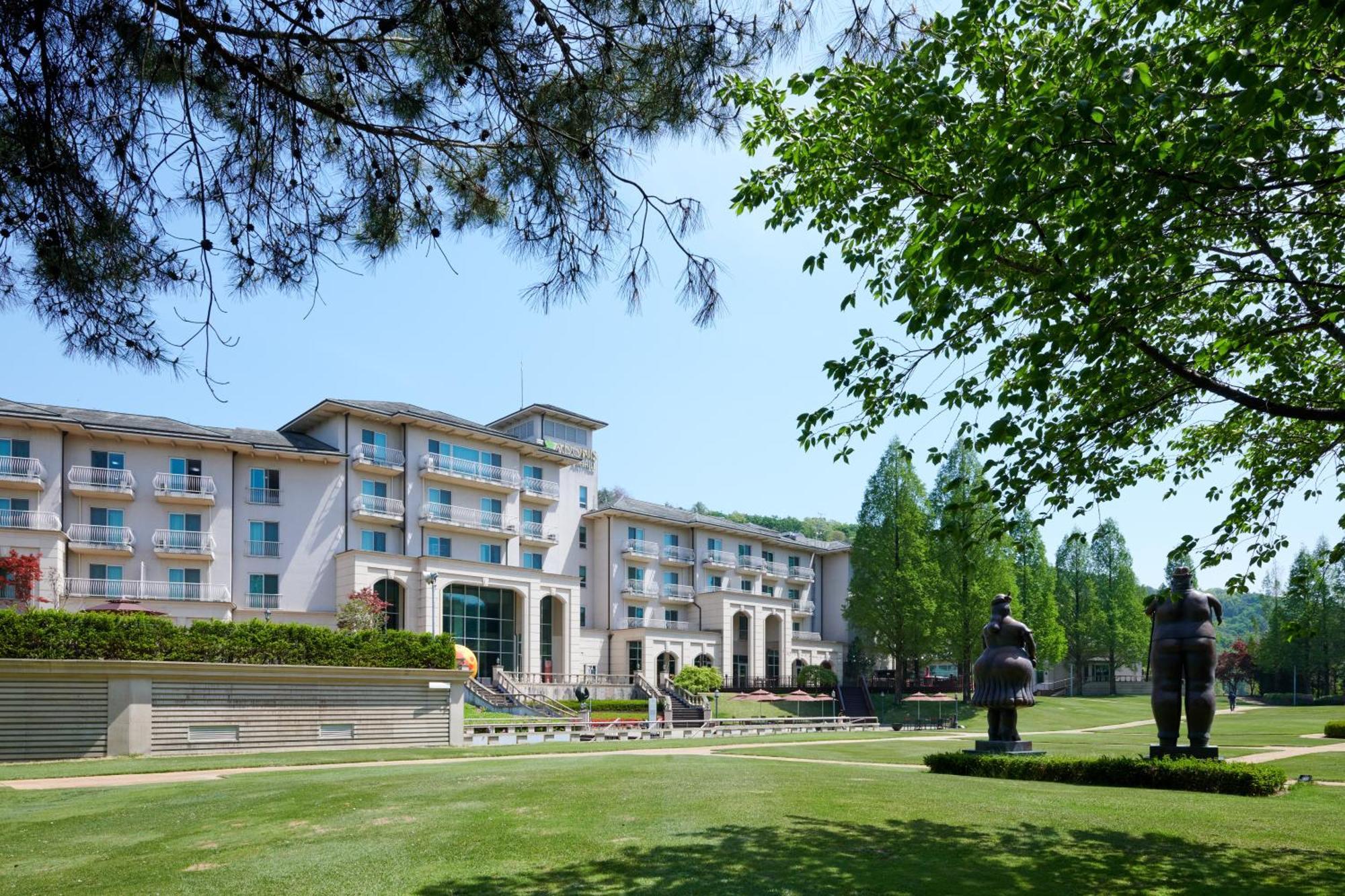 Pocheon Adonis Art Hill Hotel Bagian luar foto